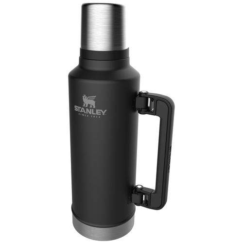 Термос Stanley Classic 1,9 л, черный Термос Stanley Classic 1,9 л, черный