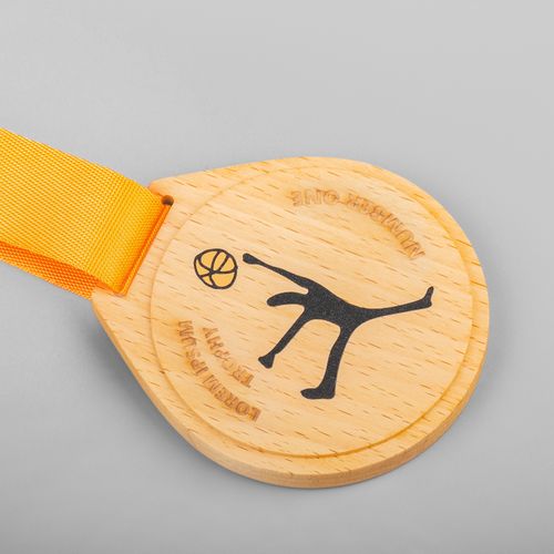 Медаль Legenda, треугольник