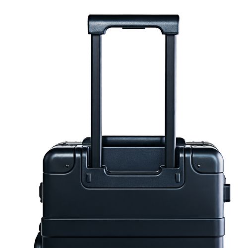 Чемодан Metal Luggage, черный Чемодан Metal Luggage, черный