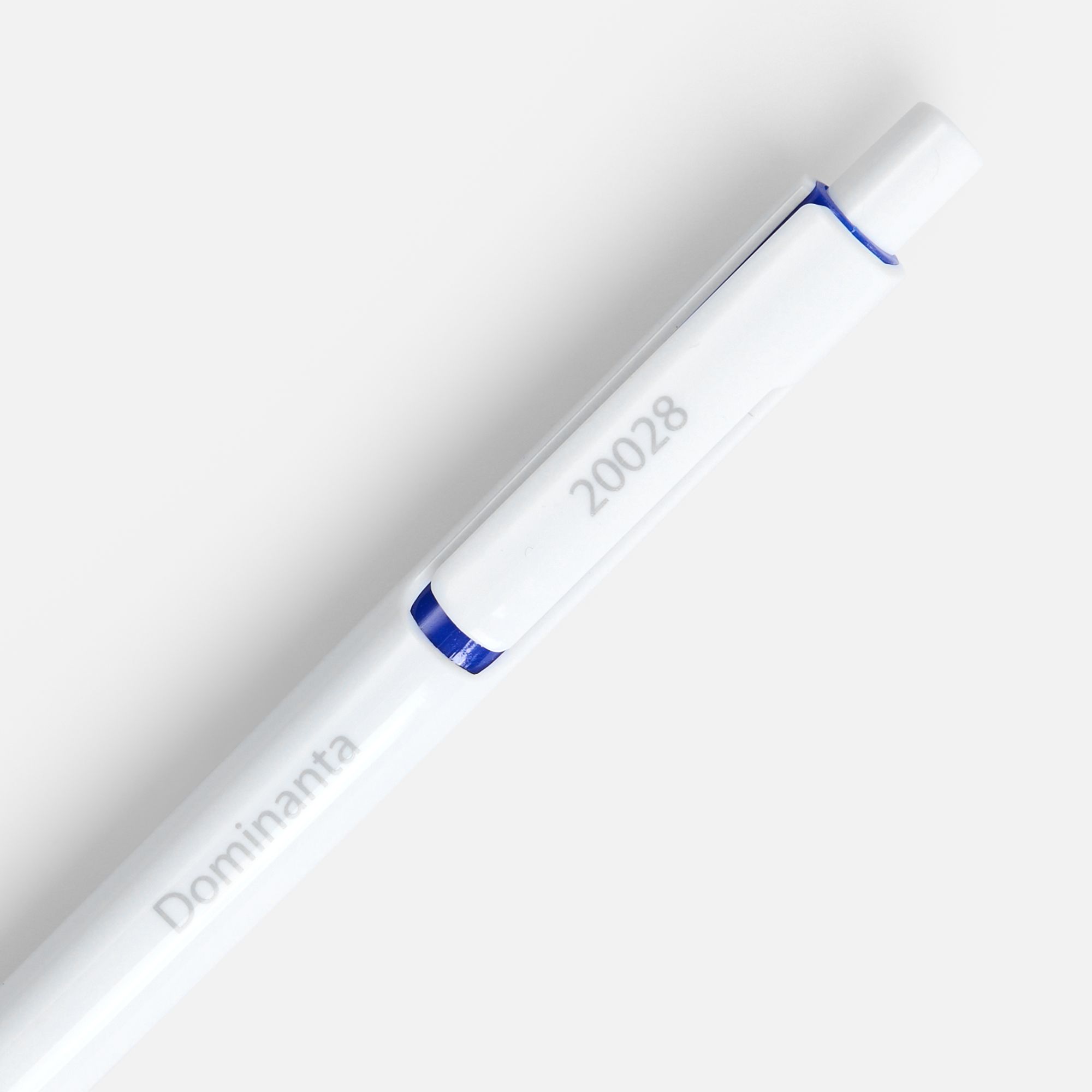 Ручка шариковая Dominanta, белая с темно-синим