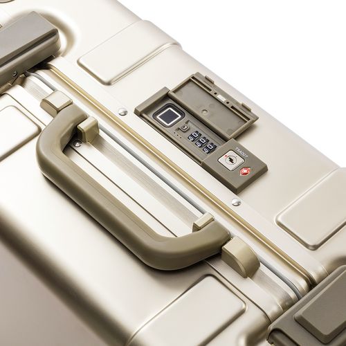 Чемодан Metal Luggage, золотистый Чемодан Metal Luggage, золотистый
