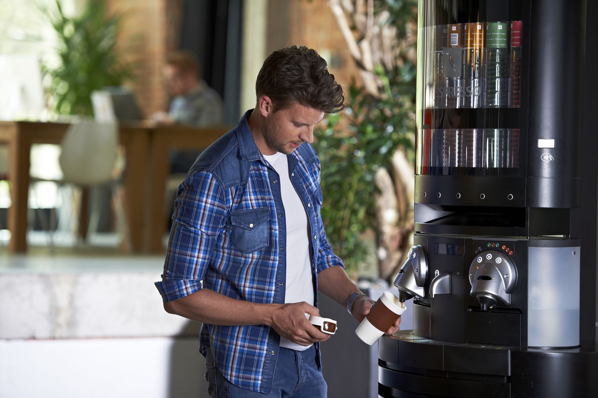 Термостакан Morgan Coffee, двухслойный, герметичный, кремовый с коричневым Термостакан Morgan Coffee, двухслойный, герметичный, кремовый с коричневым