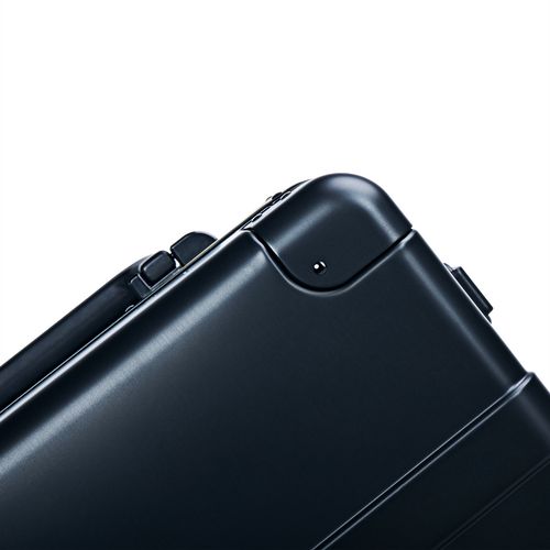 Чемодан Metal Luggage, черный Чемодан Metal Luggage, черный