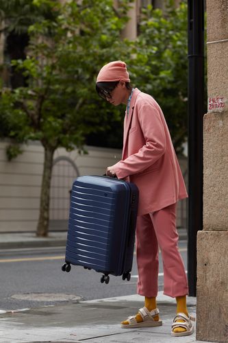 Чемодан Lightweight Luggage M, синий Чемодан Lightweight Luggage M, синий
