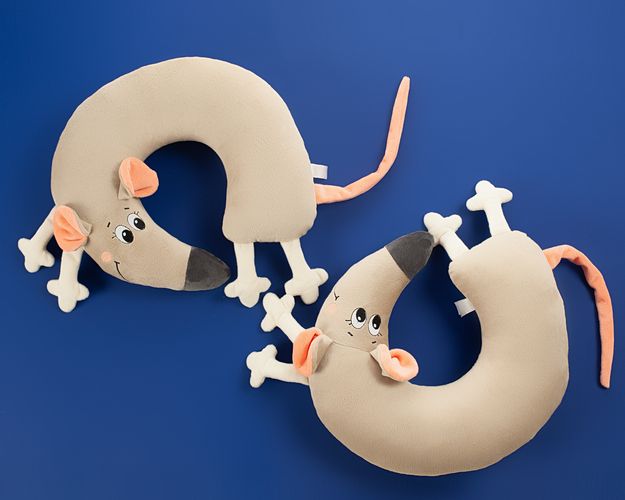 Подушка под шею «Мышка Curious Lefty» Подушка под шею «Мышка Curious Lefty»