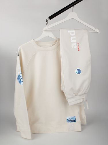 Джоггеры J2, молочно-белые