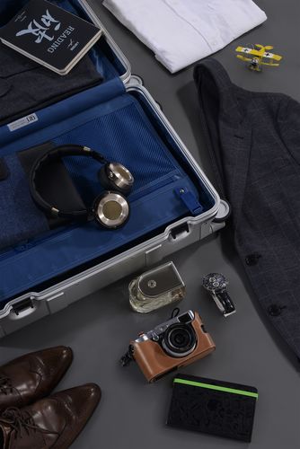 Чемодан Metal Luggage, серебристый Чемодан Metal Luggage, серебристый