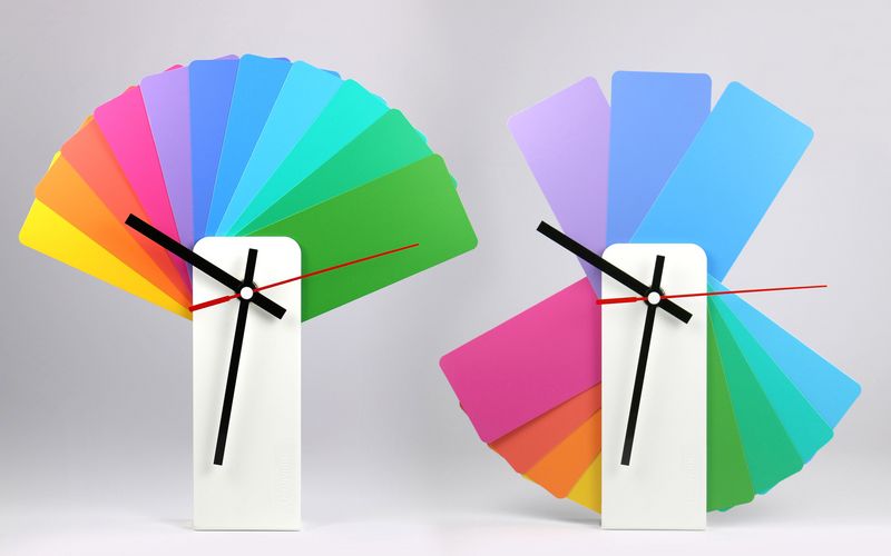 Часы настенные Transformer Clock. White & Multicolor Часы настенные Transformer Clock. White & Multicolor