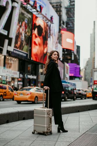 Чемодан Metal Luggage, золотистый Чемодан Metal Luggage, золотистый