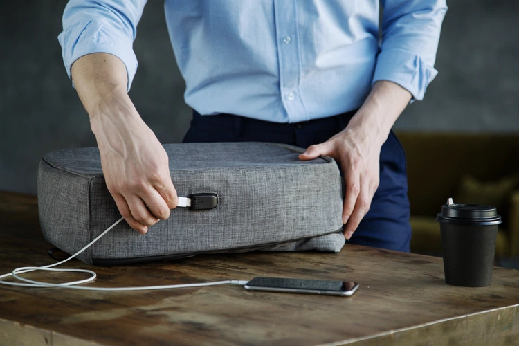 Рюкзак с потайным карманом inGreed, серый Рюкзак с потайным карманом inGreed, серый