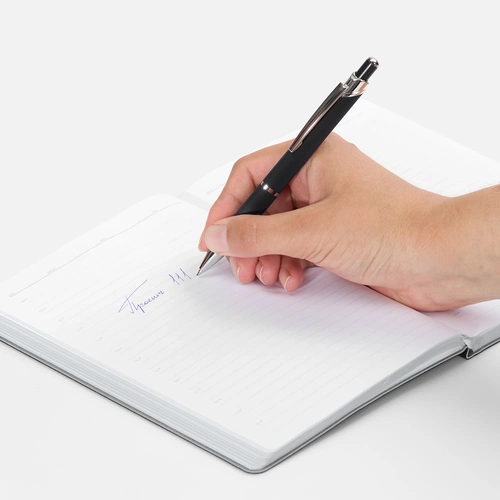 Ручка шариковая Chromos Soft Touch, черная Ручка шариковая Chromos Soft Touch, черная