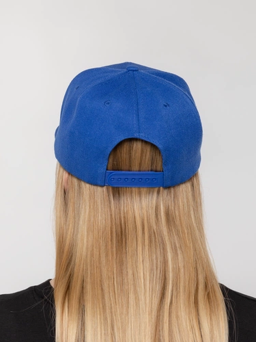 Бейсболка Snapback с прямым козырьком, ярко-синяя Бейсболка Snapback с прямым козырьком, ярко-синяя