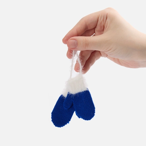 Подвеска на елку «Вьюжка», варежки, синяя Подвеска на елку «Вьюжка», варежки, синяя