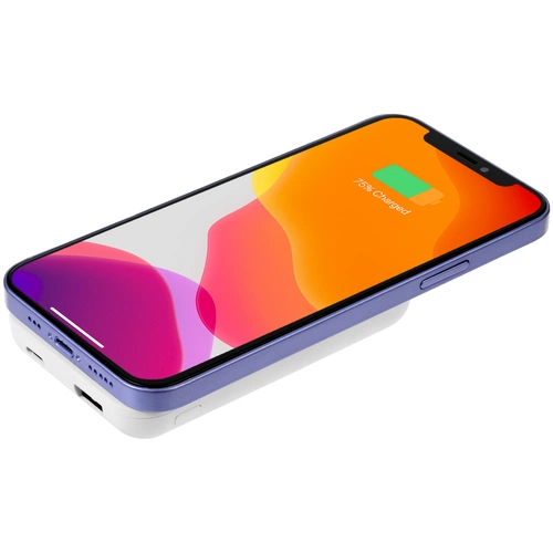 Магнитный беспроводной аккумулятор Magback 5000 мАч, белый Магнитный беспроводной аккумулятор Magback 5000 мАч, белый