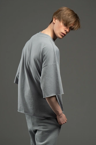 Футболка унисекс оверсайз T1, серая Футболка унисекс оверсайз T1, серая