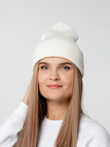 Шапка Urbanite, молочно-белая Шапка Urbanite, молочно-белая