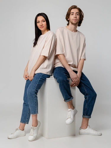 Футболка унисекс оверсайз Street Vibes, бежевая Футболка унисекс оверсайз Street Vibes, бежевая