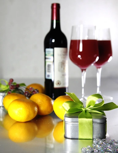 Коробка Pragmax S, квадратная, серебристая Коробка Pragmax S, квадратная, серебристая