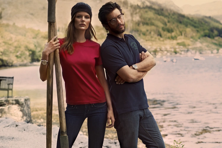 Футболка женская Ladies American T, темно-синяя Футболка женская Ladies American T, темно-синяя