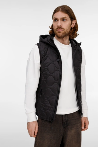 Жилет унисекс Tarnaby, черный Жилет унисекс Tarnaby, черный