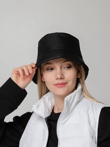 Панама утепленная Shelter, черная Панама утепленная Shelter, черная