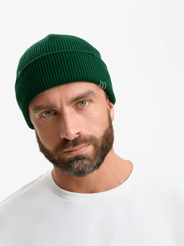 Шапка Ribelle, темно-зеленая (хвойная) Шапка Ribelle, темно-зеленая (хвойная)