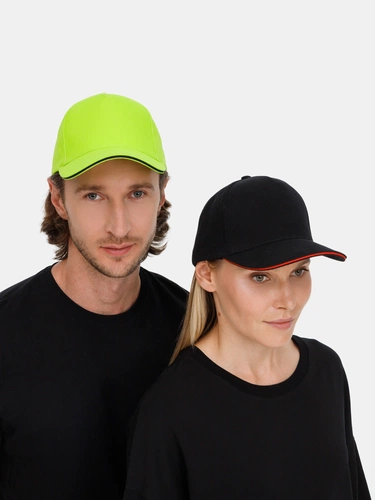 Бейсболка Classic 2.0, черная с красным кантом Бейсболка Classic 2.0, черная с красным кантом