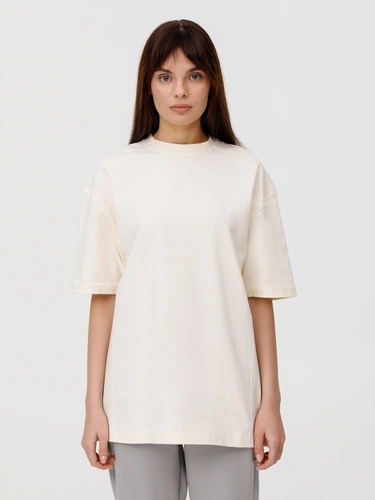 Футболка оверсайз унисекс Sideline, молочно-белая Футболка оверсайз унисекс Sideline, молочно-белая