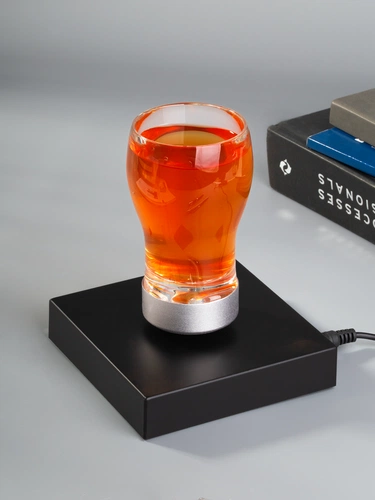 Левитирующий стакан Leviglass Левитирующий стакан Leviglass