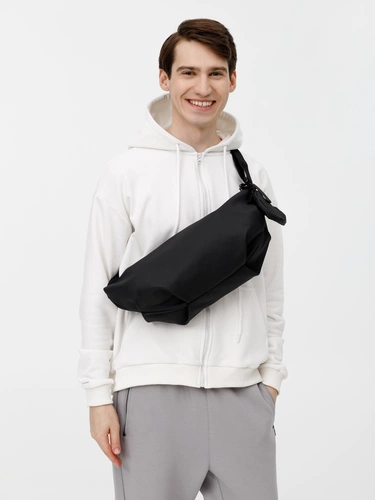 Сумка через плечо Altro, черная Сумка через плечо Altro, черная