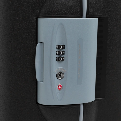 Чемодан Light Ltd Edition S, черный Чемодан Light Ltd Edition S, черный