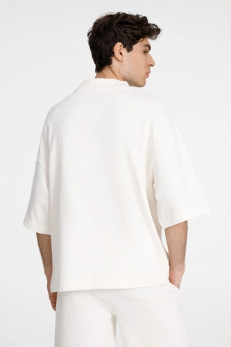 Футболка оверсайз унисекс T9, молочно-белая Футболка оверсайз унисекс T9, молочно-белая
