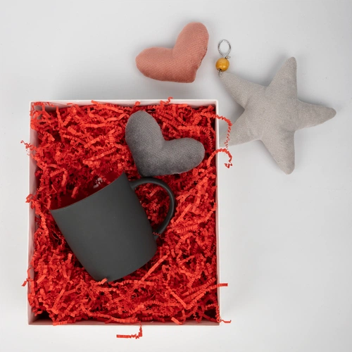 Бумажный наполнитель Chip, красный Бумажный наполнитель Chip, красный