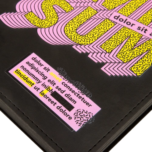 Ежедневник с гибкой обложкой, черный с УФ-печатью Ежедневник с гибкой обложкой, черный с УФ-печатью