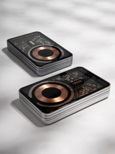 Магнитный беспроводной аккумулятор Cooper Ergo 5000 мАч, темно-серый Магнитный беспроводной аккумулятор Cooper Ergo 5000 мАч, темно-серый