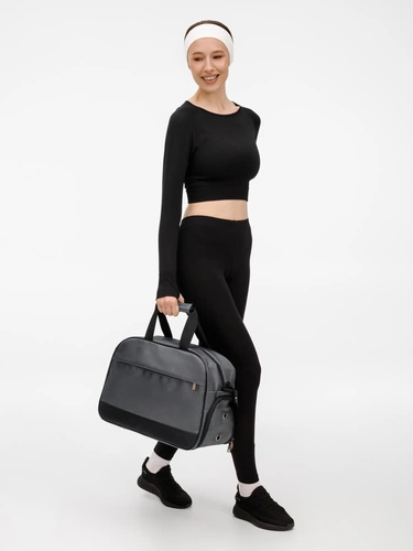 Спортивная сумка Atlantes, светло-серая с черным Спортивная сумка Atlantes, светло-серая с черным