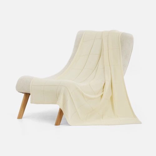 Плед Chainfield, белый (молочный) Плед Chainfield, белый (молочный)