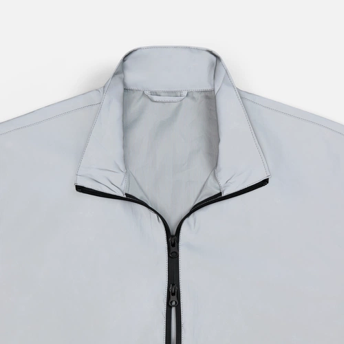 Ветровка унисекс Manifest Pro из светоотражающей ткани, серая Ветровка унисекс Manifest Pro из светоотражающей ткани, серая