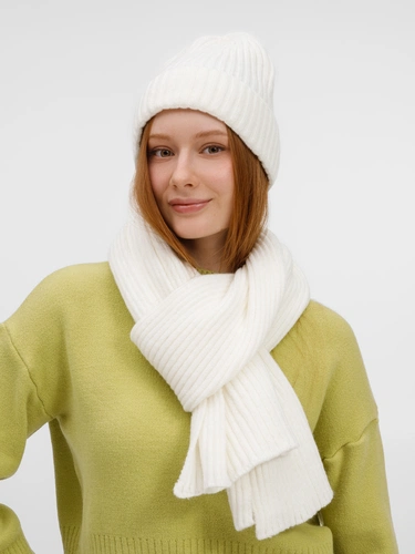 Шарф Laconi, молочно-белый Шарф Laconi, молочно-белый