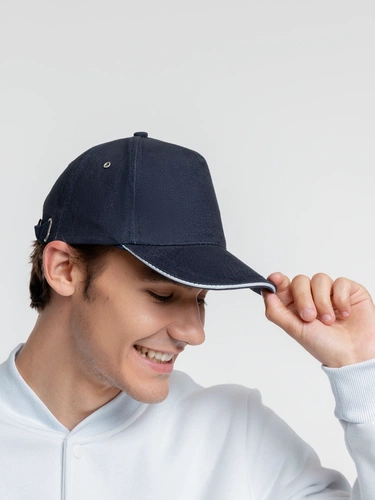 Бейсболка Classic, темно-синяя с белым кантом Бейсболка Classic, темно-синяя с белым кантом