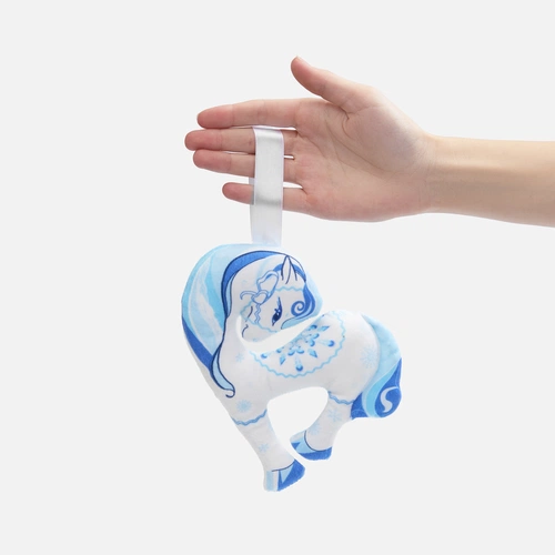 Мягкая игрушка — подвеска «Снежка» Мягкая игрушка — подвеска «Снежка»