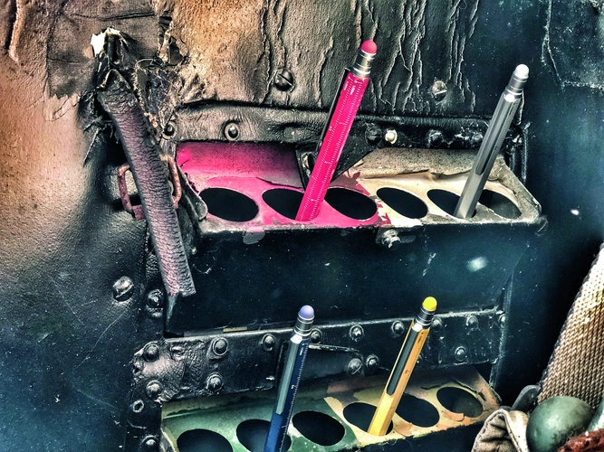 Ручка шариковая Construction, мультиинструмент, черная Ручка шариковая Construction, мультиинструмент, черная