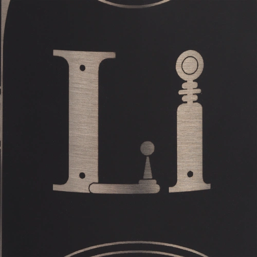 Термос Skydive с круговой гравировкой и тампопечатью, черный Термос Skydive с круговой гравировкой и тампопечатью, черный