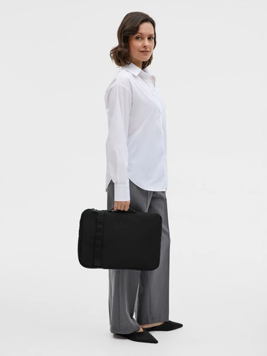 Сумка для ноутбука Crosshub, черная Сумка для ноутбука Crosshub, черная