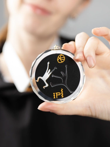 Медаль Glory с нанесением и кастомизацией Медаль Glory с нанесением и кастомизацией