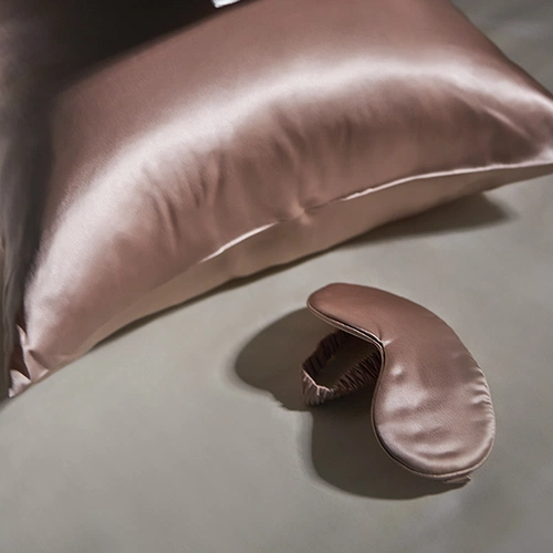 Маска для сна Essential, розовая (пыльная роза) Маска для сна Essential, розовая (пыльная роза)