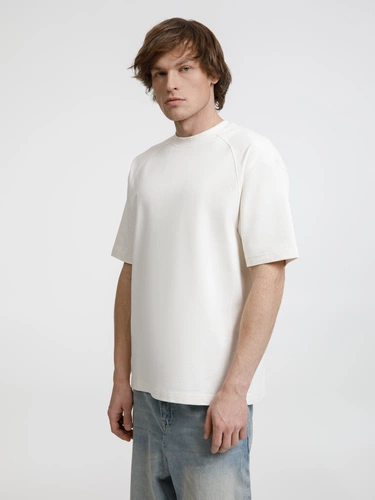 Футболка оверсайз унисекс Sideline, молочно-белая Футболка оверсайз унисекс Sideline, молочно-белая