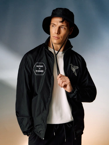 Ветровка Kivach, черная Ветровка Kivach, черная