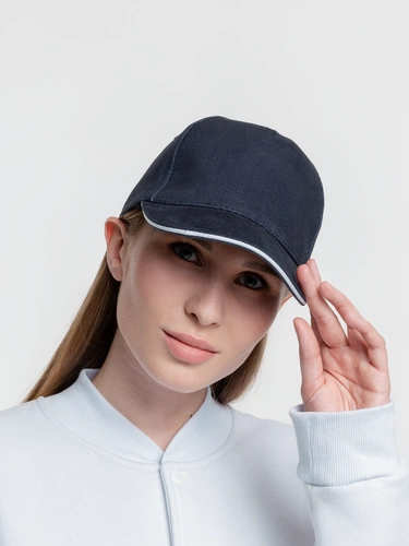 Бейсболка Classic, темно-синяя с белым кантом Бейсболка Classic, темно-синяя с белым кантом