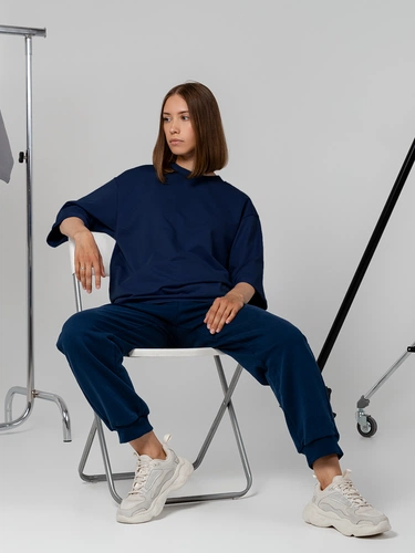 Футболка оверсайз унисекс Kosmos 2.0, темно-синяя Футболка оверсайз унисекс Kosmos 2.0, темно-синяя